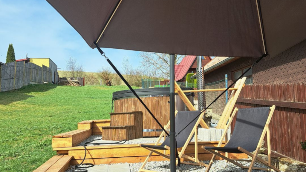 Tiny Cottage Slovakia ubytovanie s kadou